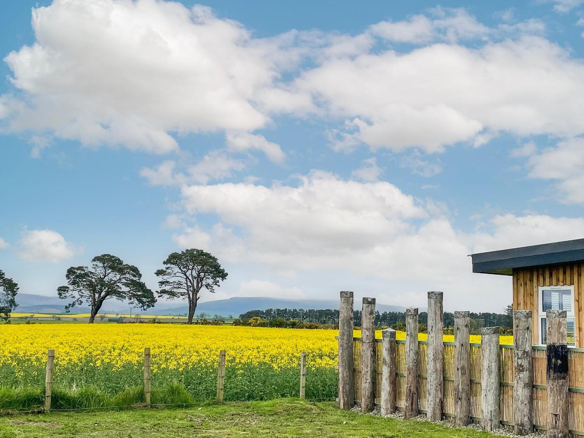 Orchard Chalet Arnhall エクステリア 写真